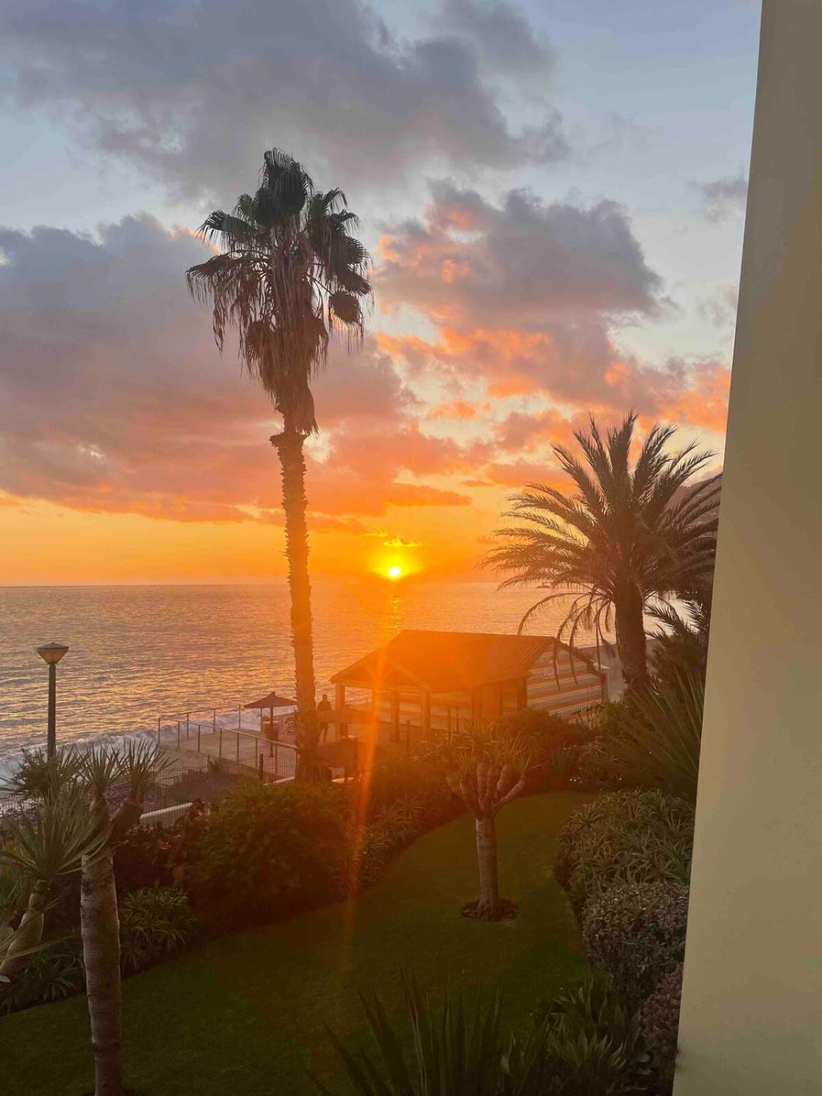 Serene Seaside Praia Formosa Funchal  Ngoại thất bức ảnh